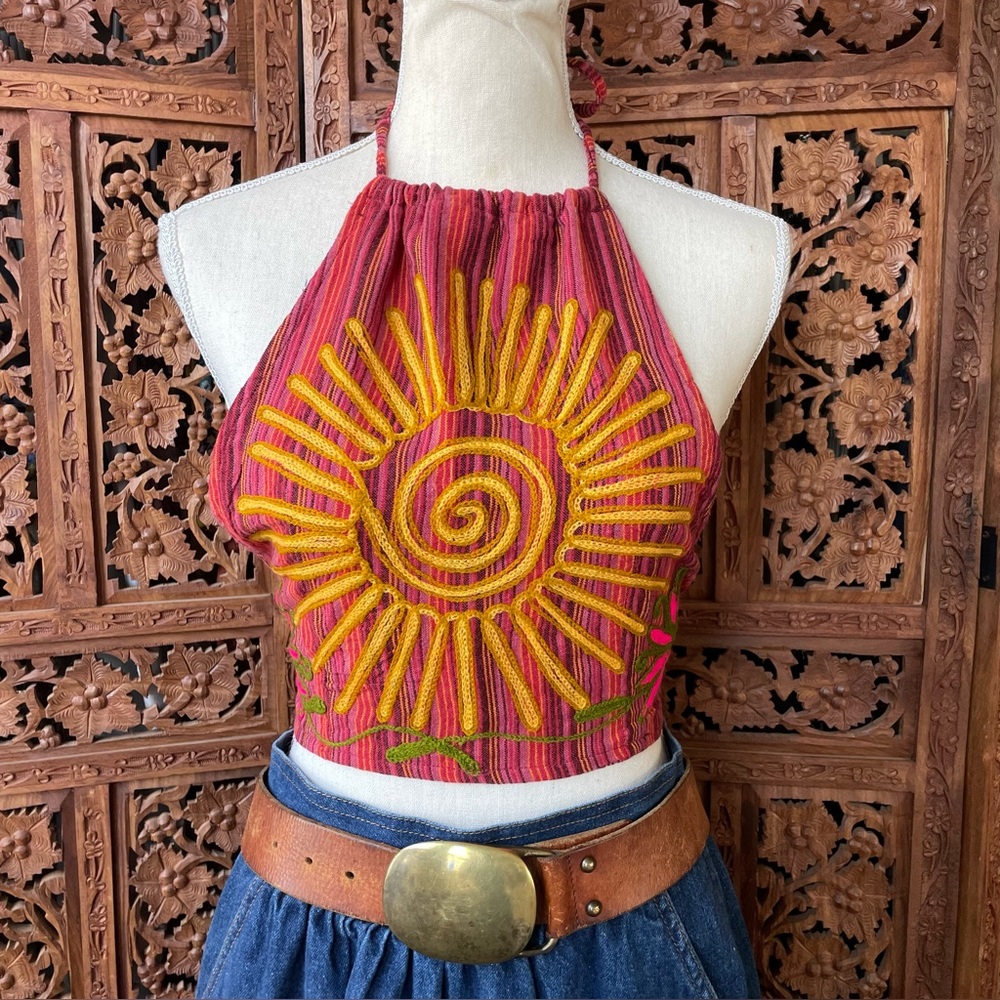 Vintage Coachella Embroidered Striped Red Halter Crop Top Sun & Floral Motif - Picture 2 of 9